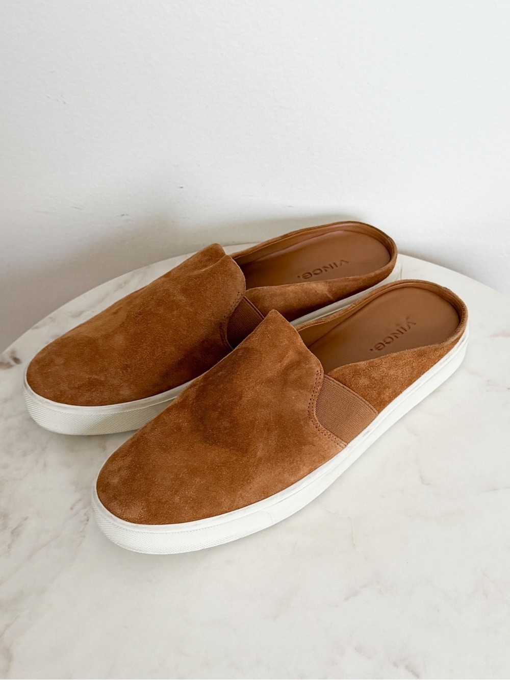 NEW Vince Blair Suede Slip On Mules Camel Size 8.5 - Picture 2 of 7